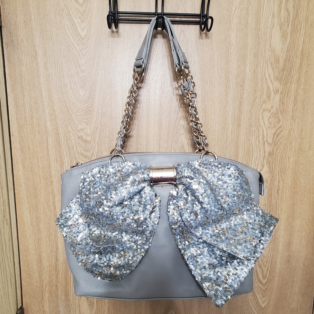 Discontinued & RARE Betsey Johnson Silver Gray Shoulder Bag with Sequin Bow